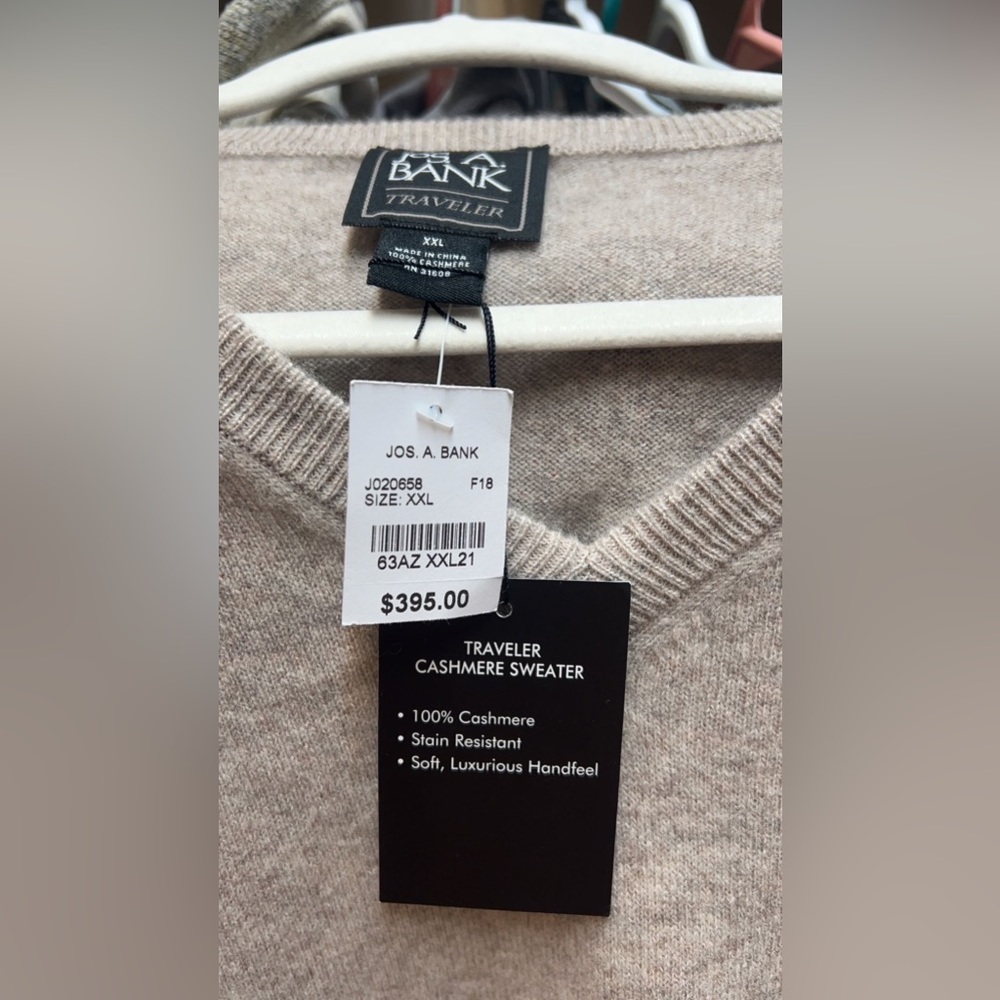 Jos A Bank 100% cashmere